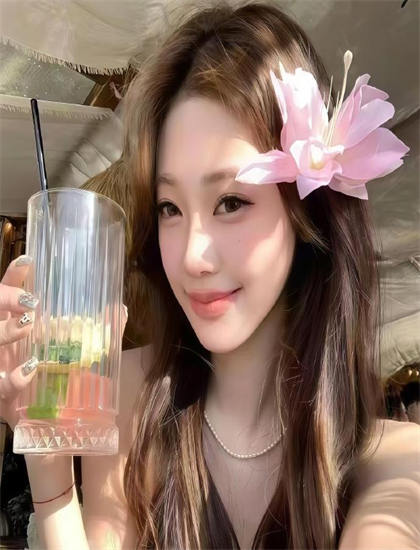 秋霞午夜限制电影在线观看_国自产拍_精品_AV_淫妖虫在线观看